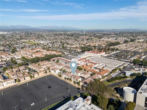 9031 Primavera , Cypress, CA