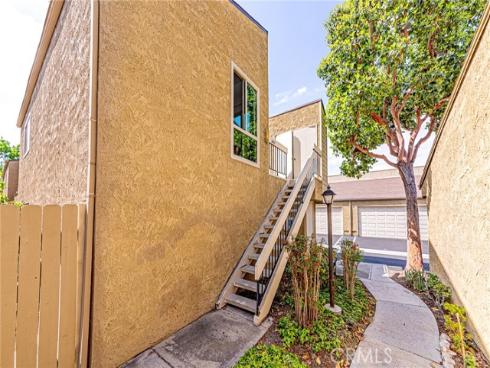 5401 Twin Lakes Dr , Cypress, CA