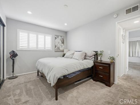 5843 La Jolla 28 Way, Cypress, CA