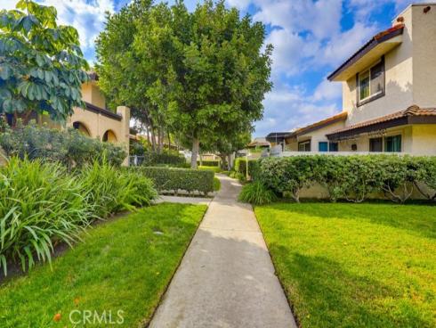 5843 La Jolla 28 Way, Cypress, CA