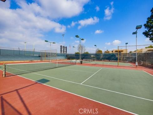 5843 La Jolla 28 Way, Cypress, CA