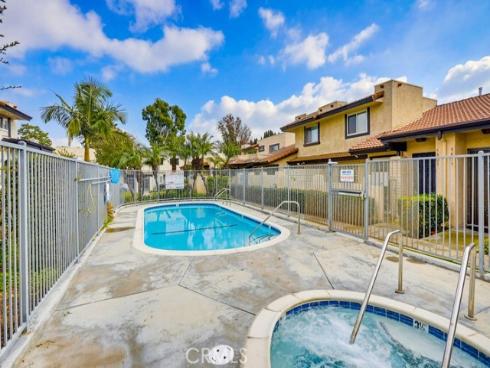 5843 La Jolla 28 Way, Cypress, CA