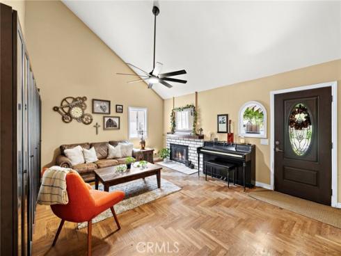 11580 Panay , Cypress, CA