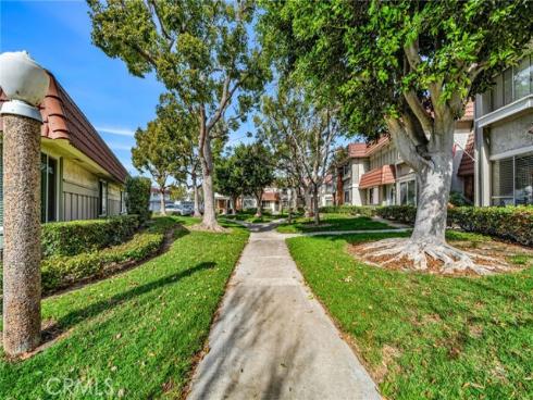 6842  Amelia Way  , Cypress, CA
