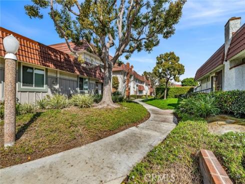 6842  Amelia Way  , Cypress, CA