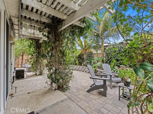 10411  Saint Alban  , Cypress, CA