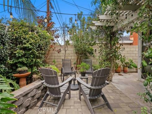 10411  Saint Alban  , Cypress, CA