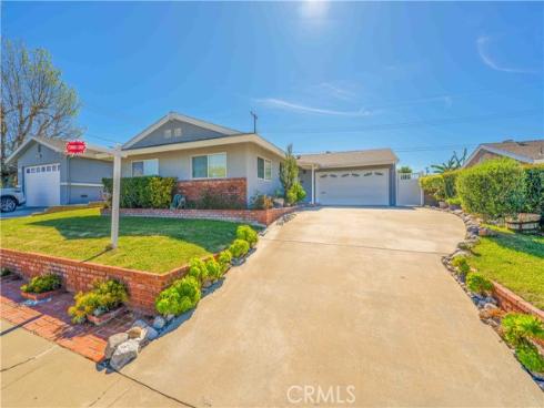 5482  Myra  , Cypress, CA