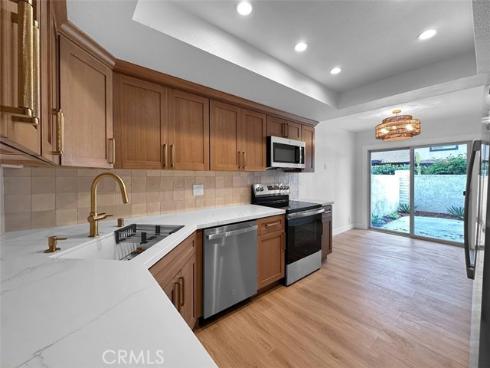 9948  Del Rio  98 , Cypress, CA