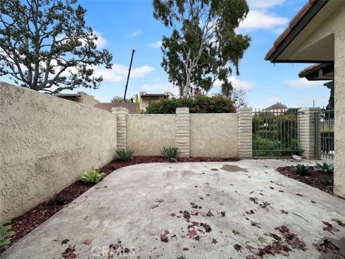 9948  Del Rio  98 , Cypress, CA