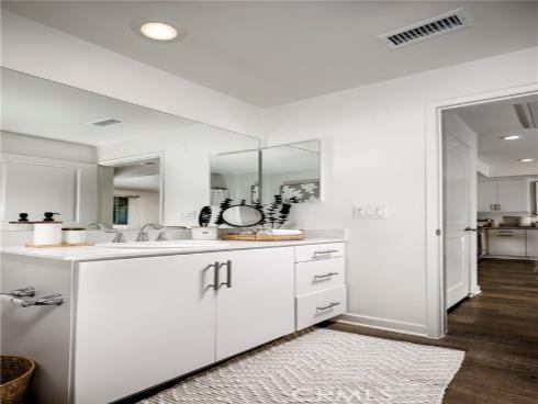 9011  Cerise  129  Lane, Cypress, CA