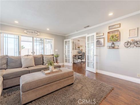 4611  Myra  , Cypress, CA