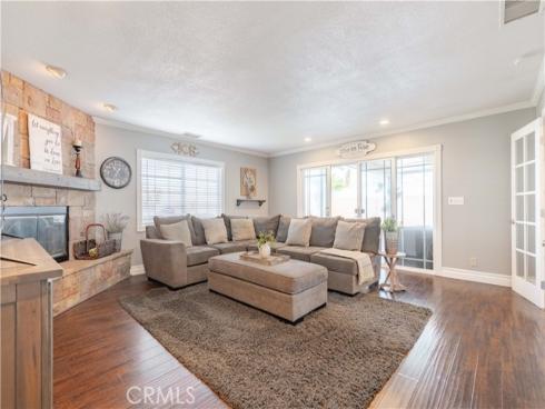 4611  Myra  , Cypress, CA