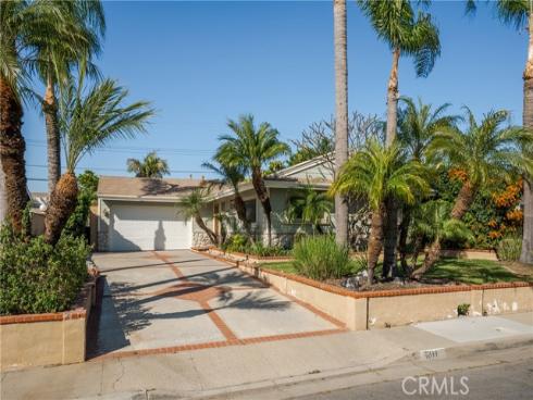 4811  Myra  , Cypress, CA