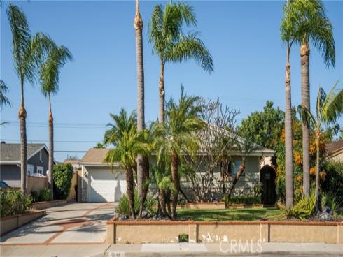 4811  Myra  , Cypress, CA