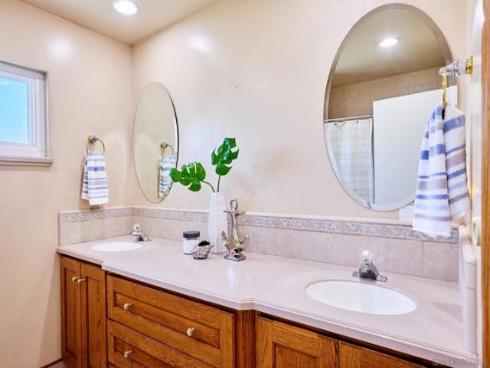 4811  Newman Avenue  , Cypress, CA