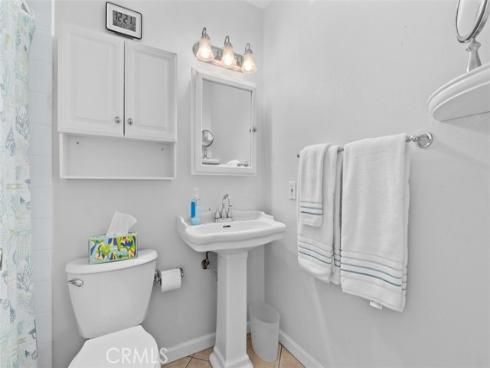 11608  Onyx  , Cypress, CA