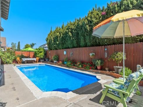 11608  Onyx  , Cypress, CA