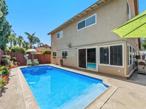 11608  Onyx  , Cypress, CA
