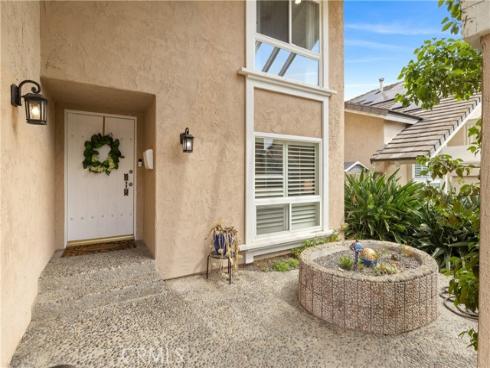 4395  Avenida Carmel  , Cypress, CA
