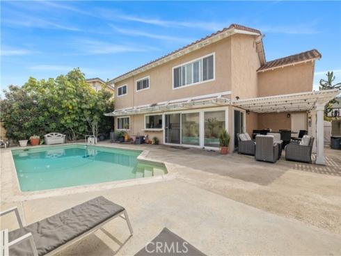 4395  Avenida Carmel  , Cypress, CA