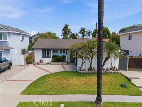 4291  Crystal   Circle, Cypress, CA