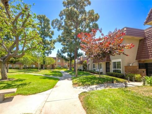 6909 Andrew Way , Cypress, CA