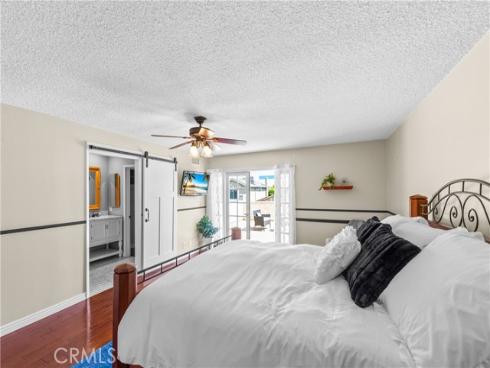 6402 Cantiles Avenue, Cypress, CA