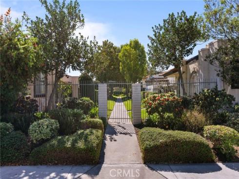9861 Newport Way, Cypress, CA