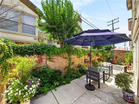 8692 Belmont A , Cypress, CA