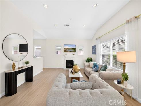 8692 Belmont A , Cypress, CA