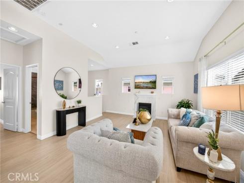 8692 Belmont A , Cypress, CA