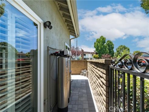 11389 Nayshon Court, Cypress, CA