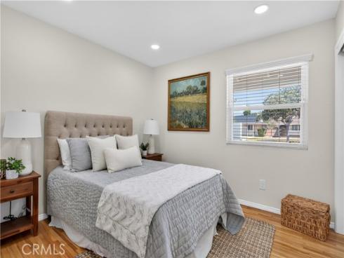 6692 Kiwi Cir , Cypress, CA