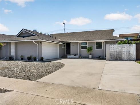 6692 Kiwi Cir , Cypress, CA