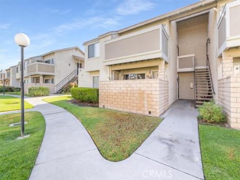 8561 La Salle 53 , Cypress, CA
