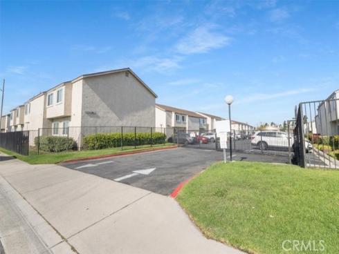 8561 La Salle 53 , Cypress, CA