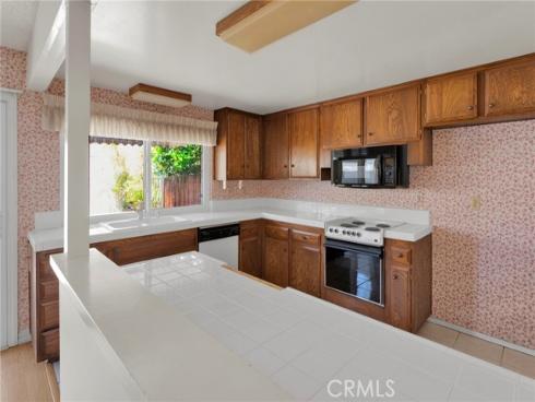 10031 Delano , Cypress, CA