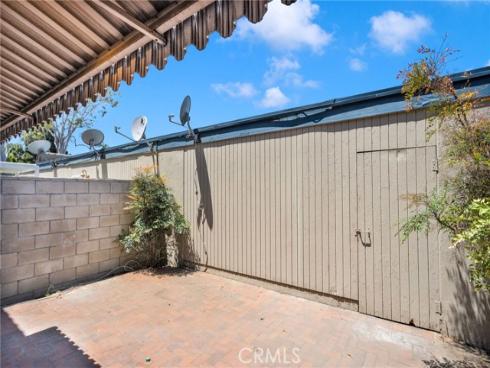 10031 Delano , Cypress, CA