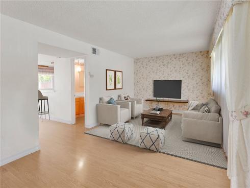 10031 Delano , Cypress, CA