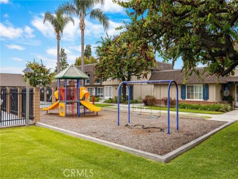 4469 Larwin Ave , Cypress, CA
