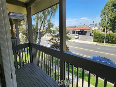 4042 Orange Avenue, Cypress, CA