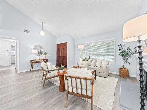11377 Madeira , Cypress, CA