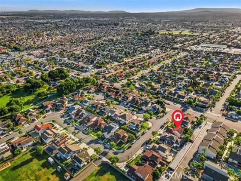 5023 Evergreen , Cypress, CA