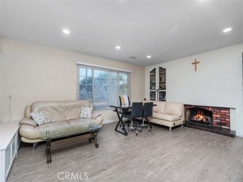 5023 Evergreen , Cypress, CA