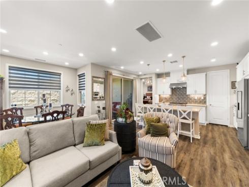 10832 Flora , Cypress, CA