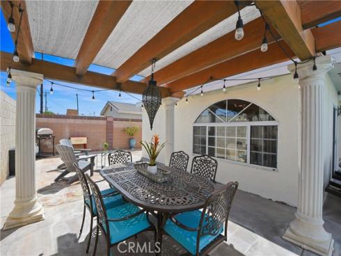 4701 Myra Avenue, Cypress, CA