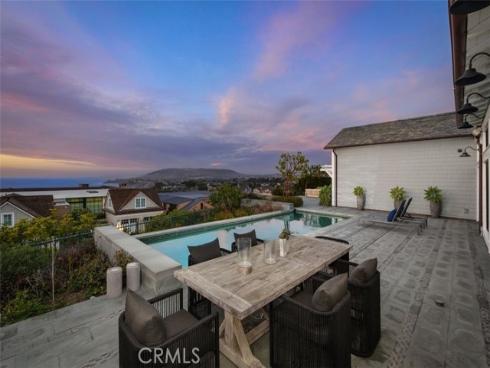 19 Seabreeze Terrace, Dana Point, CA