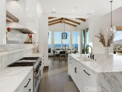 31 Shoreline Drive, Dana Point, CA