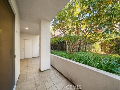 25422  Sea Bluffs  103  Drive, Dana Point, CA